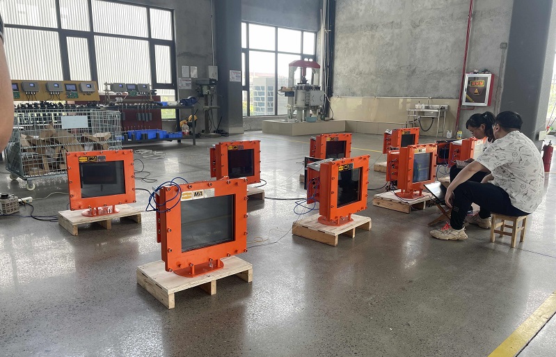 多臺防爆電腦一體機進入調(diào)試完畢，即將在煤礦生產(chǎn)中發(fā)揮大作用！